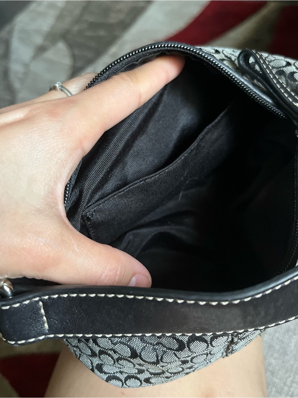 Vintage Coach Soho Signature Hobo Shoulder Bag Black & Gray - Picture 5 of 6
